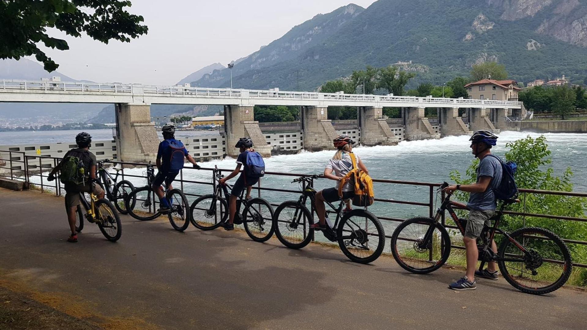 B&Bike Como Lake Castelmarte Bagian luar foto